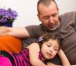 Mehr Vorlesen durch Buchgeschenke und Ausleihmöglichkeiten (Foto: AdobeStock - tibanna79 115753739)