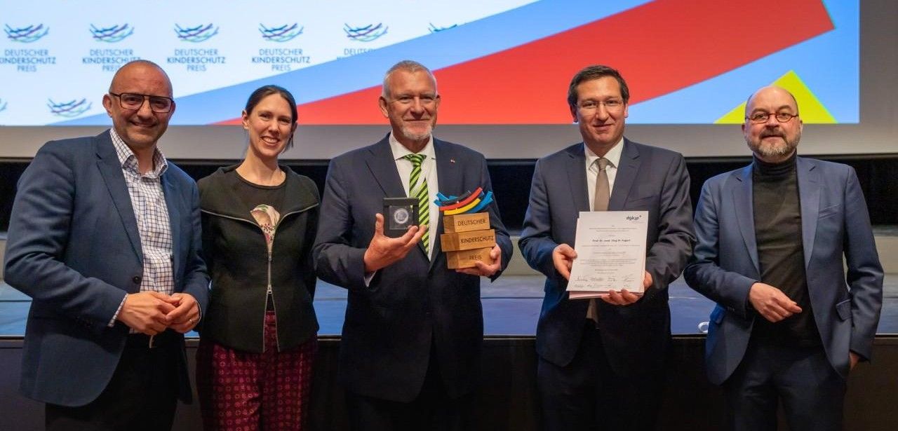 DGKJP ehrt Prof. Fegert mit gleich zweifacher Auszeichnung (Foto: Johannes Kiefer)